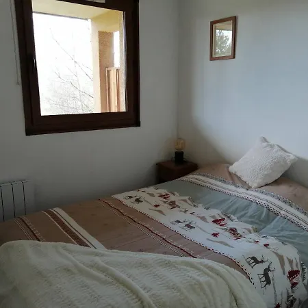 Appartement F3 au calme, vue sur le lac. Les Angles  Extérieur photo